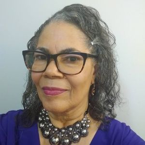 Meet your Posher, Toni